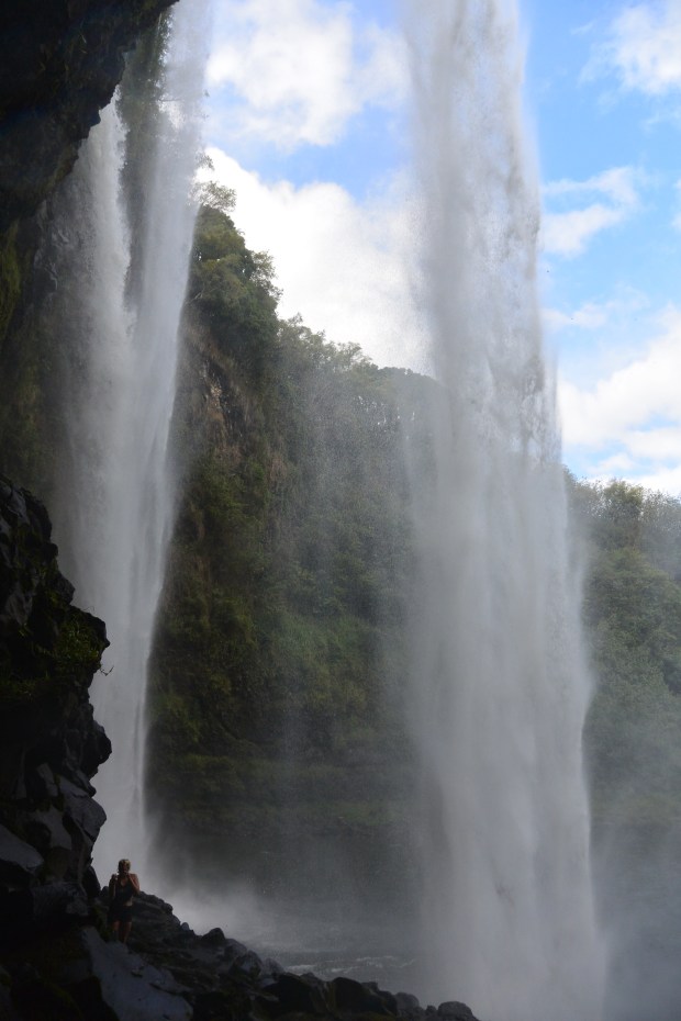 wailua falls