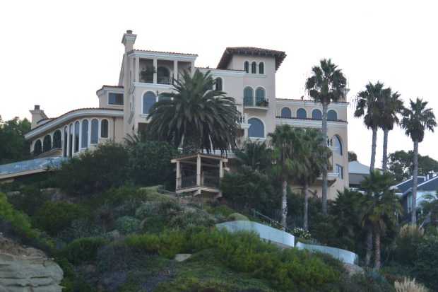 thousand steps beach